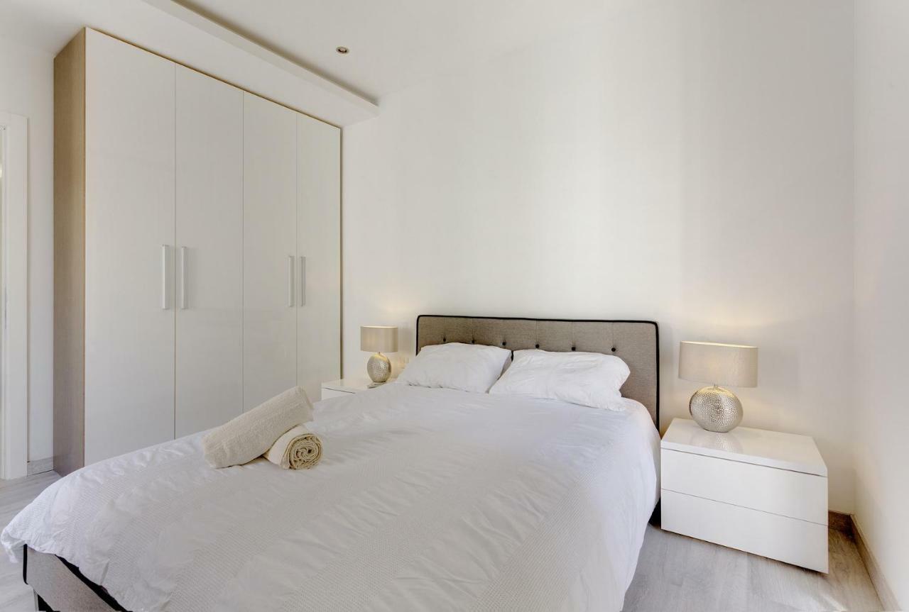 Splendid Apartment, Steps Away From The Sea 슬리에마 외부 사진